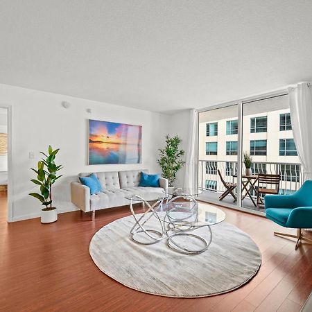 Amazing Condo With Free Parking In Brickell Miami Bagian luar foto