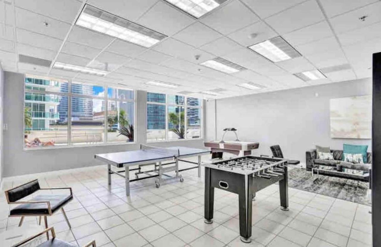 Amazing Condo With Free Parking In Brickell Miami Bagian luar foto